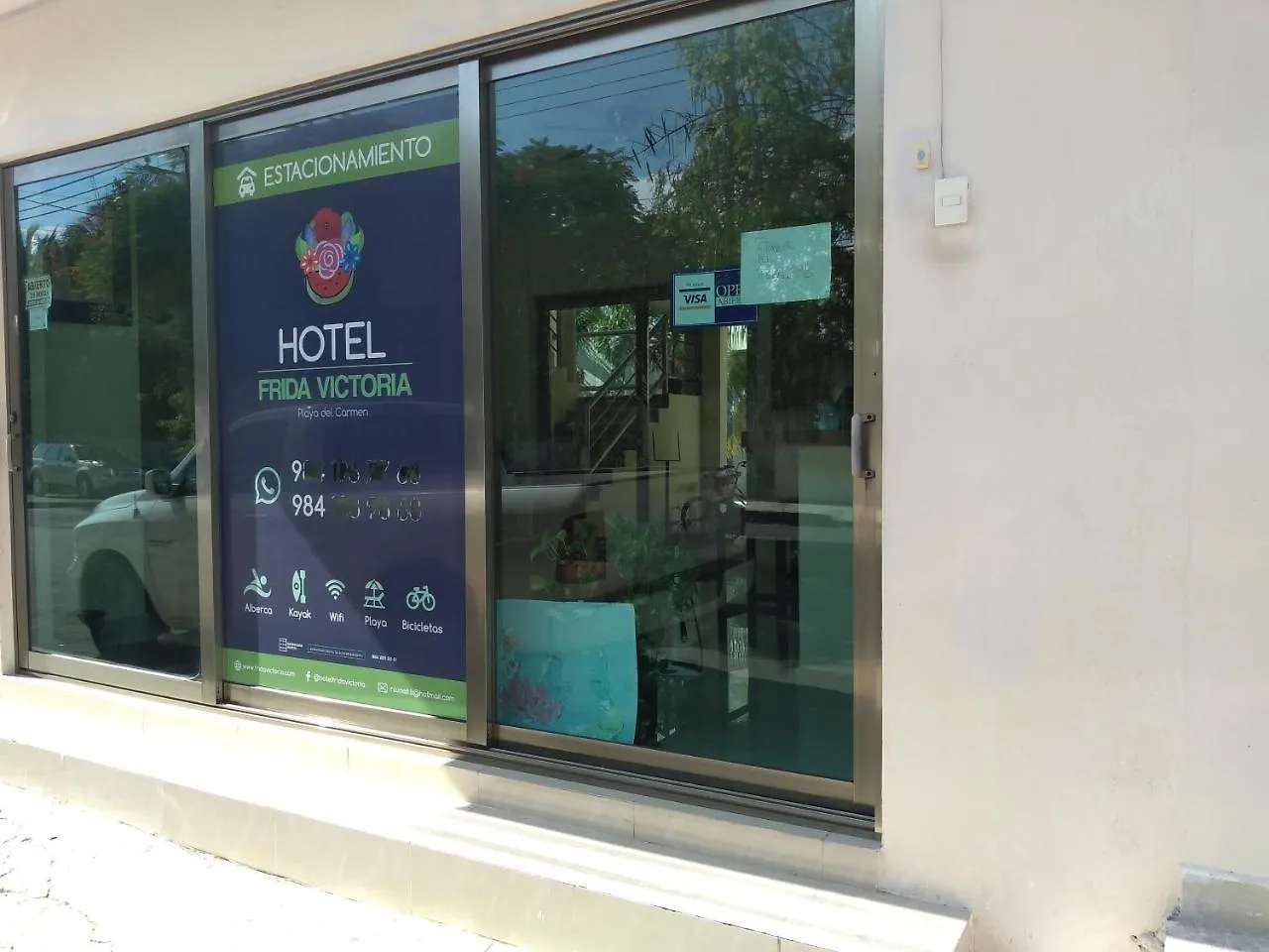 Hotel Frida Victoria location